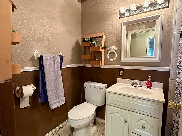 2341 Edna Dr — Photo 9