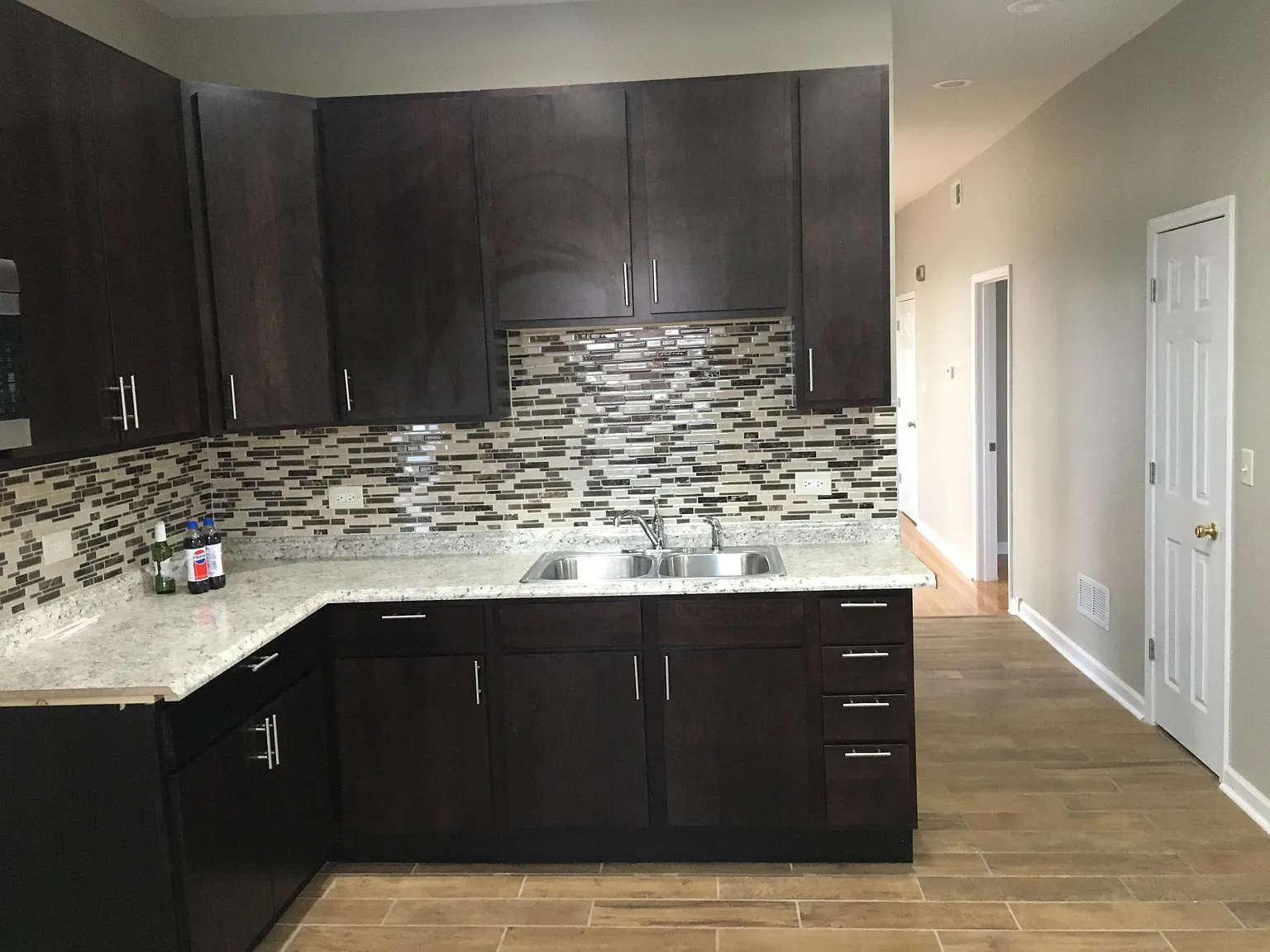 3 bed, 1500 sqft, $1,800 — Photo 4