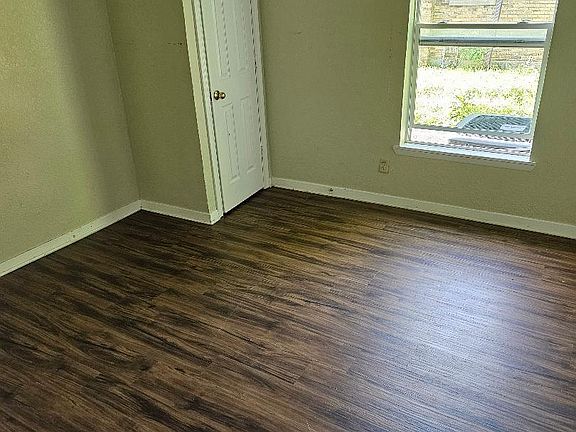 5th image of 213 N Lutterloh Ave