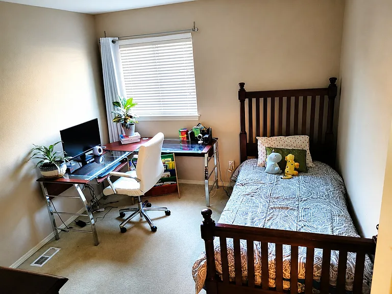 23022 SE 13th Way — Photo 10