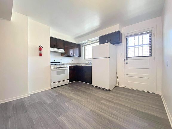 5th image of 7636 S Saginaw Ave APT 2B