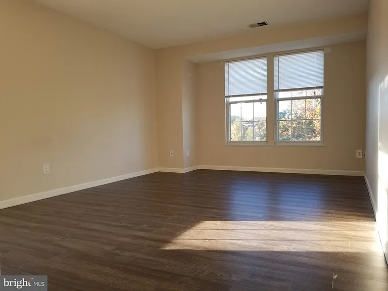 696 Winding Stream Way #204 — Photo 14