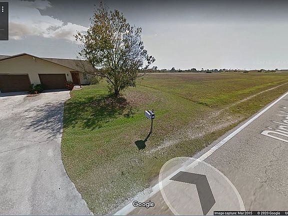 5th image of 402 Diplomat Pkwy E