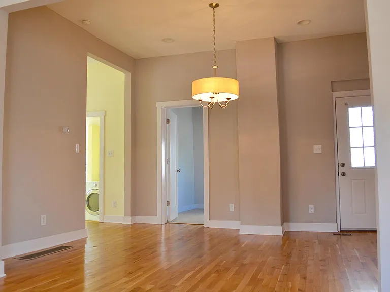 3849 S King St — Photo 18
