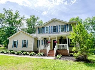 566 Riverville Rd, Gladstone, VA 24553