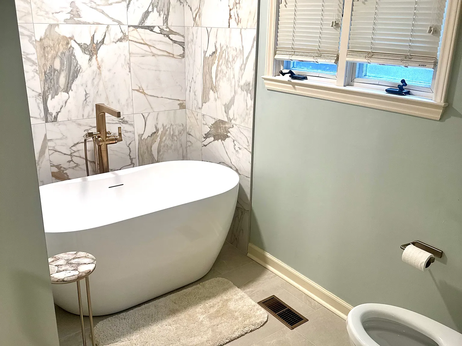 2 bed, 2092 sqft, $2,650 — Photo 3