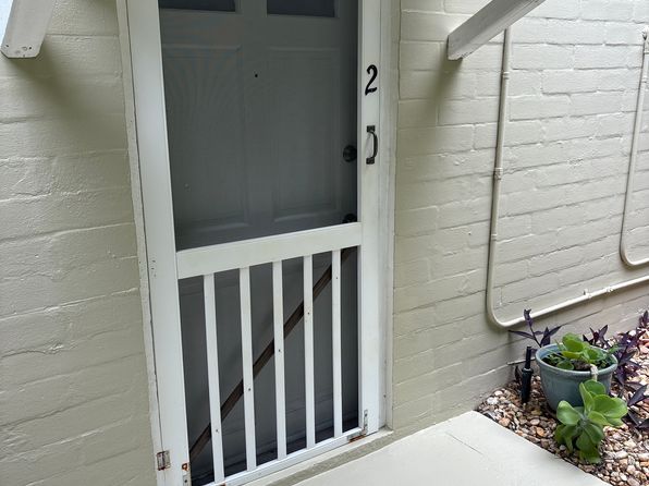 124 Dundee Rd #2