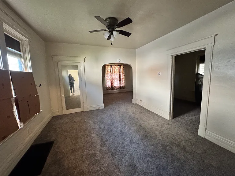 826 Greenwood Ave — Photo 9