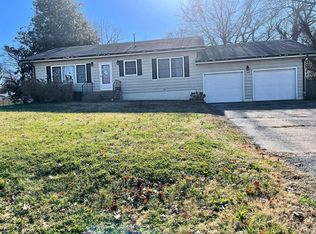 407 Bunch Ave, Ava, MO 65608