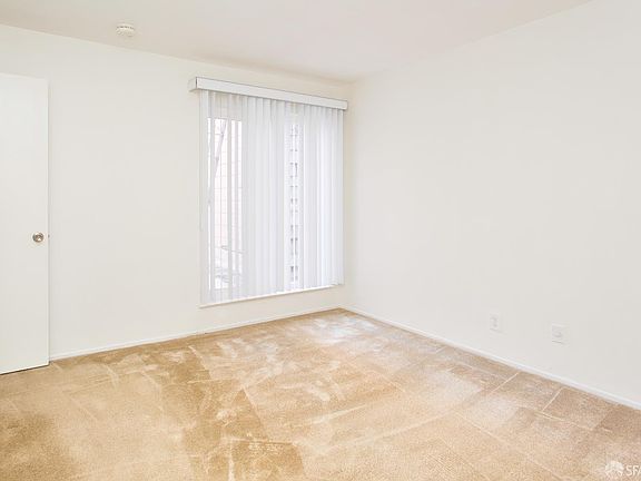 4th image of 322 2nd Ave APT 3