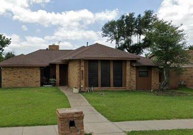 1st image of 5213 Meadowside Dr
