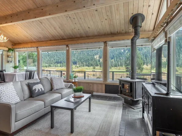 1540 Olympic Valley Rd, Olympic Valley, CA 96146