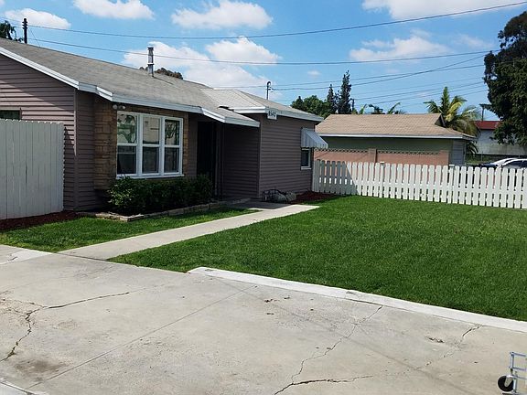 3rd image of 8542 Park St