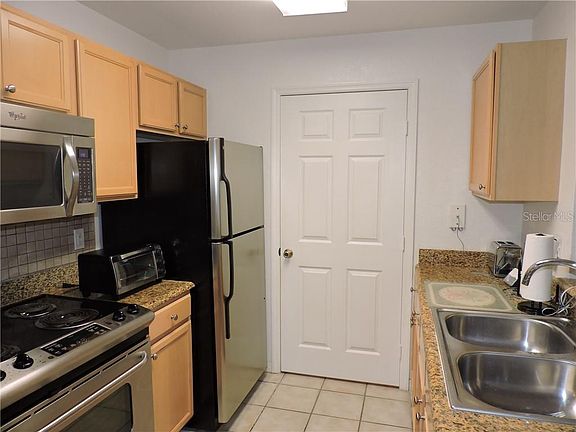 4th image of 870 Regatta Bay Dr #4-105