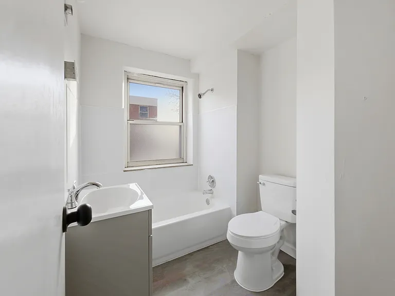 310 N Mercer St #5 — Photo 1