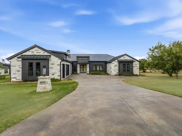 609 Paintbrush, Horseshoe Bay, TX 78657