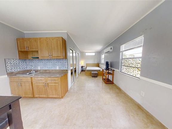 5th image of 6375 19th Ave N #1/2