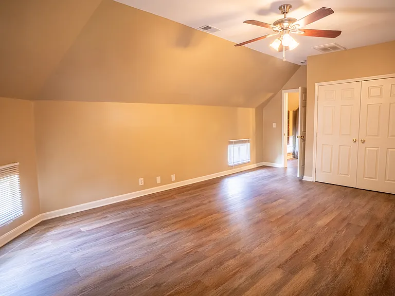 Bed Room 
2 @ walk in large closets