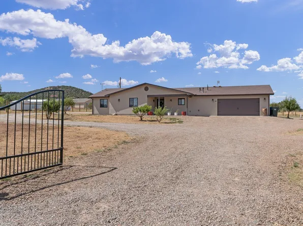 18 Pamela Pl, Tijeras, NM 87059