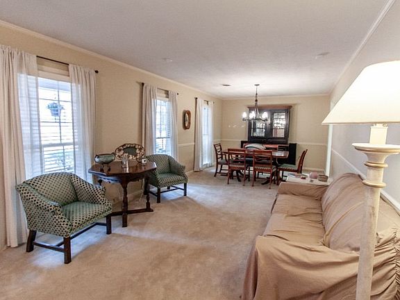 4th image of 5345 Suffolk Dr