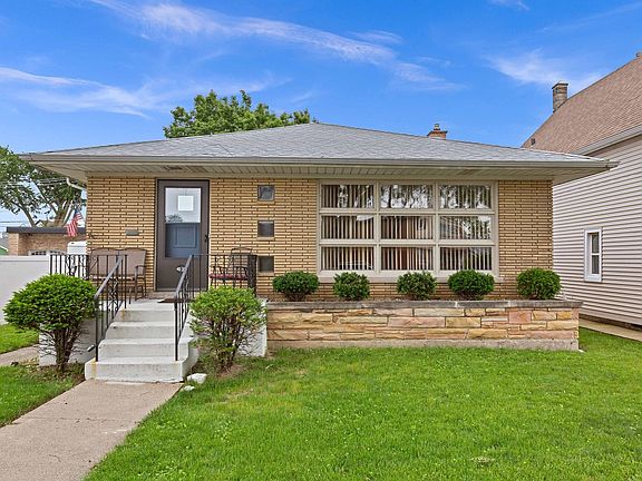 2nd image of 4131 Wagner Ave