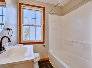 1924 Searles Rd, Baltimore, MD 21222