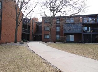 4215 N 100th St UNIT 100, Milwaukee, WI 53222