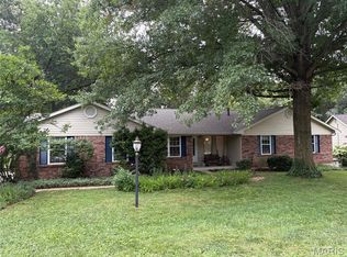 89 Westbrook Dr, O'Fallon, MO 63366