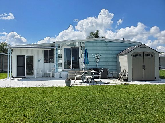 3rd image of 7416 Lakeshore Dr