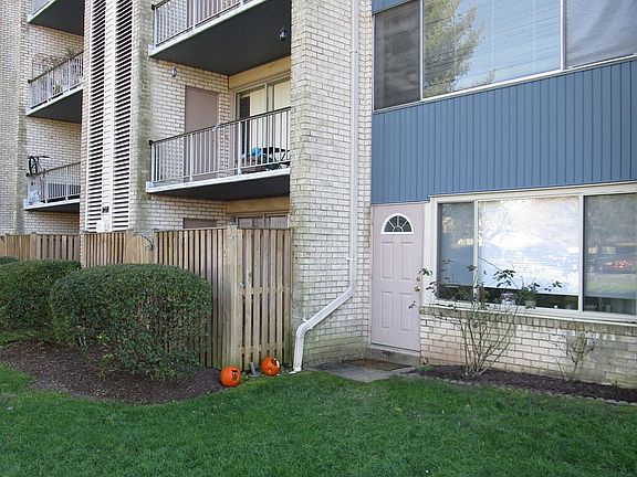 4th image of 14616 Bauer Dr APT 2