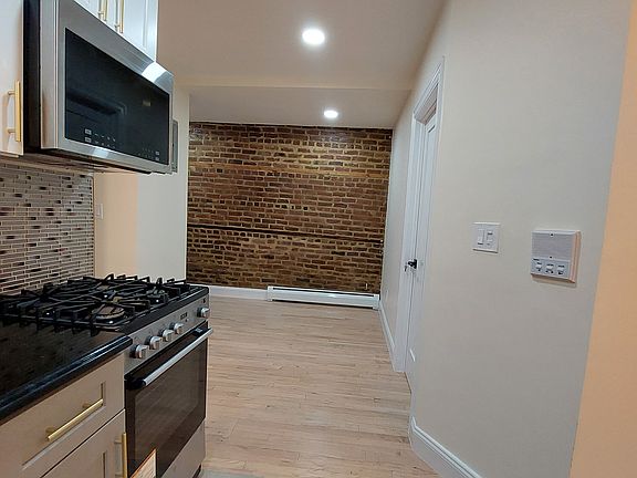 4th image of 60 Avenue C APT 4