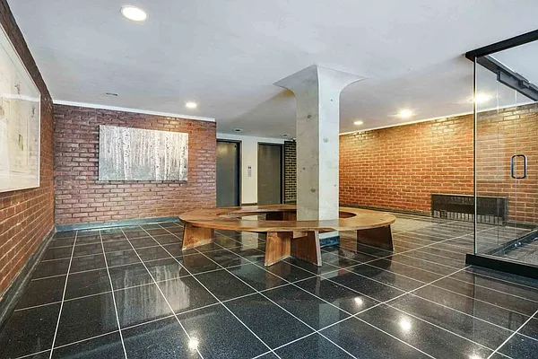 Sold by HomeDax Real Estate | media 13