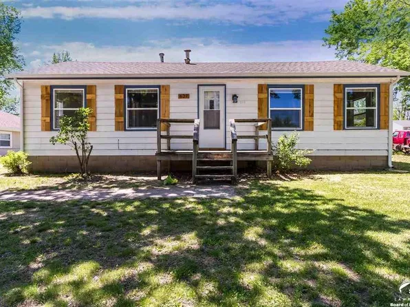 627 Birch St, Eudora, KS 66025