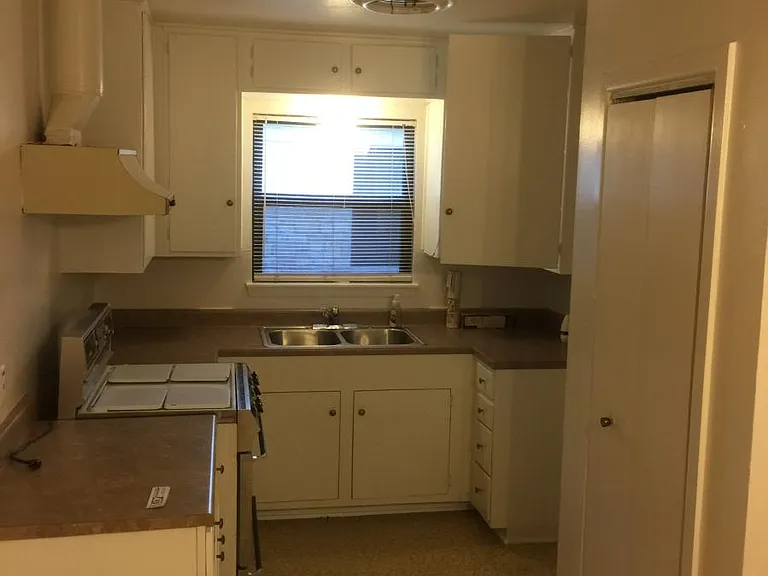 558 Artemis Dr — Photo 14