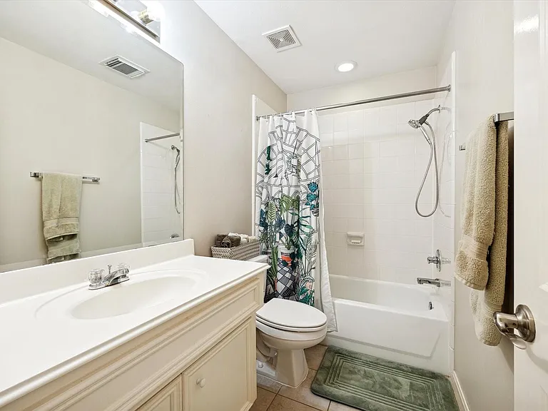 4113 Blossom St #A — Photo 12