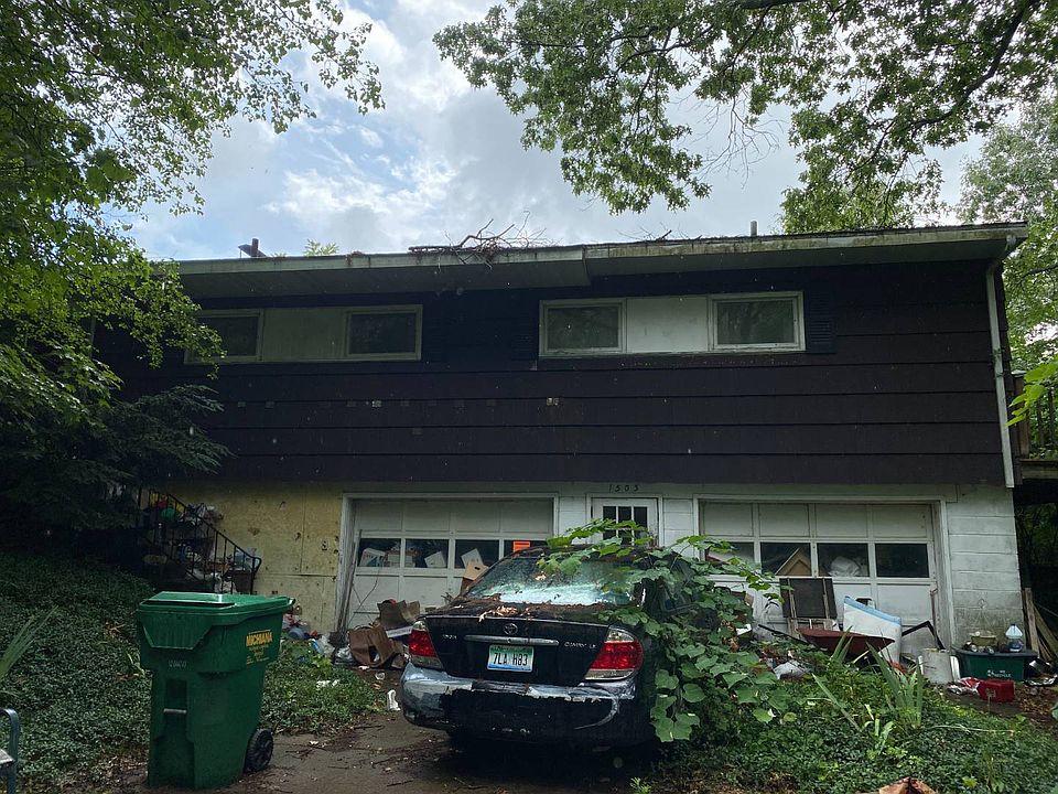 2nd image of 1503 Orchard Ln