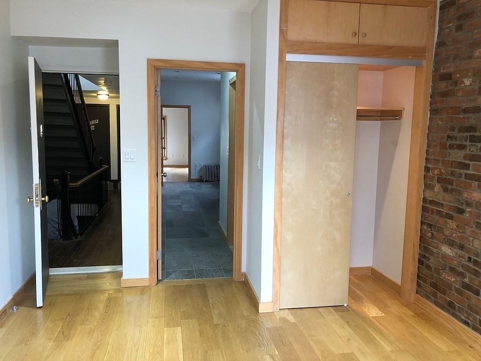 1st image of 119 Baxter St #11H