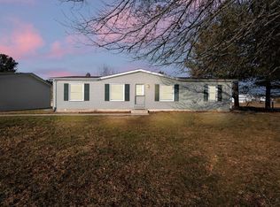 18711 McDuffee Rd, Churubusco, IN 46723