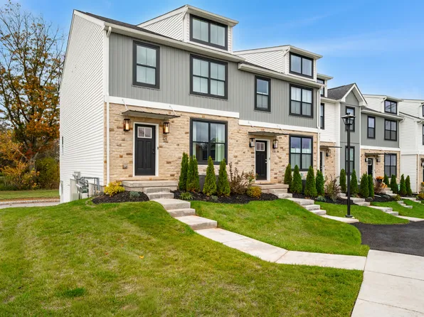 628 Oak Dr, Harleysville, PA 19438
