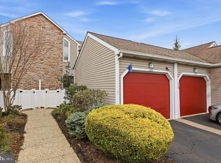 2105 Potters Pl, Holland, PA 18966