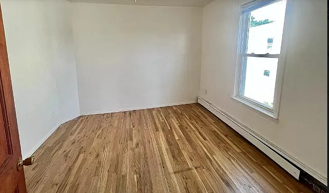 1711 Taylor Ave — Photo 5