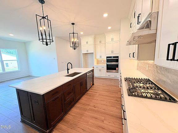 3rd image of 2416 Broomhall Ln #209