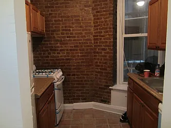 Rented by Aimee Grodanz, LREB