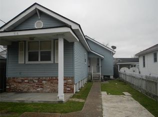 516 6th St #3, Gretna, LA 70053