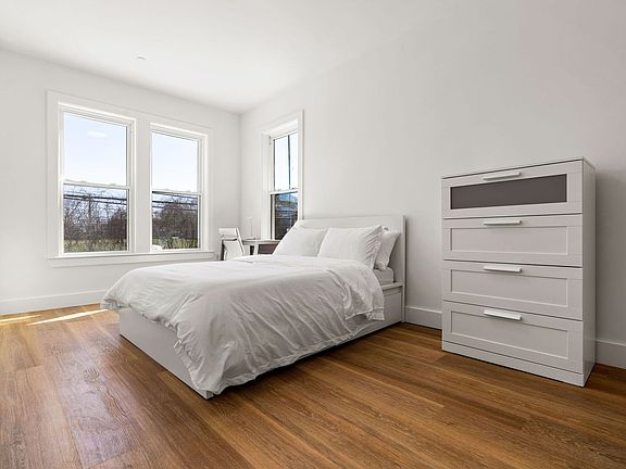 3rd image of 695 Bennington St #1-C