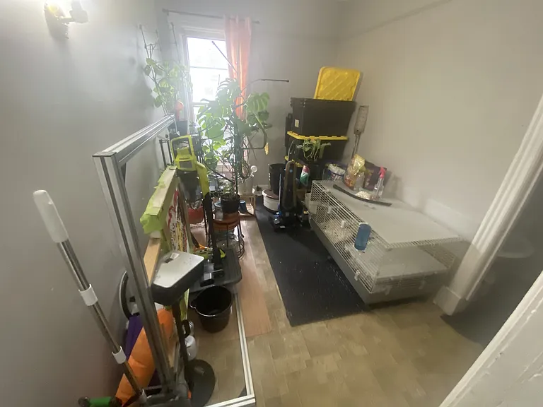 28 Pulaski St #1 — Photo 5