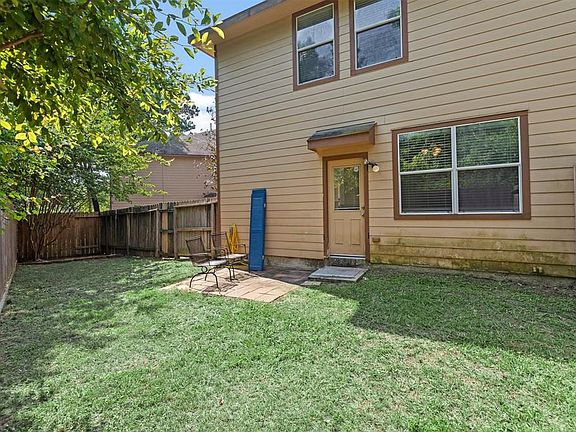 5th image of 127 Gallery Cove Ct