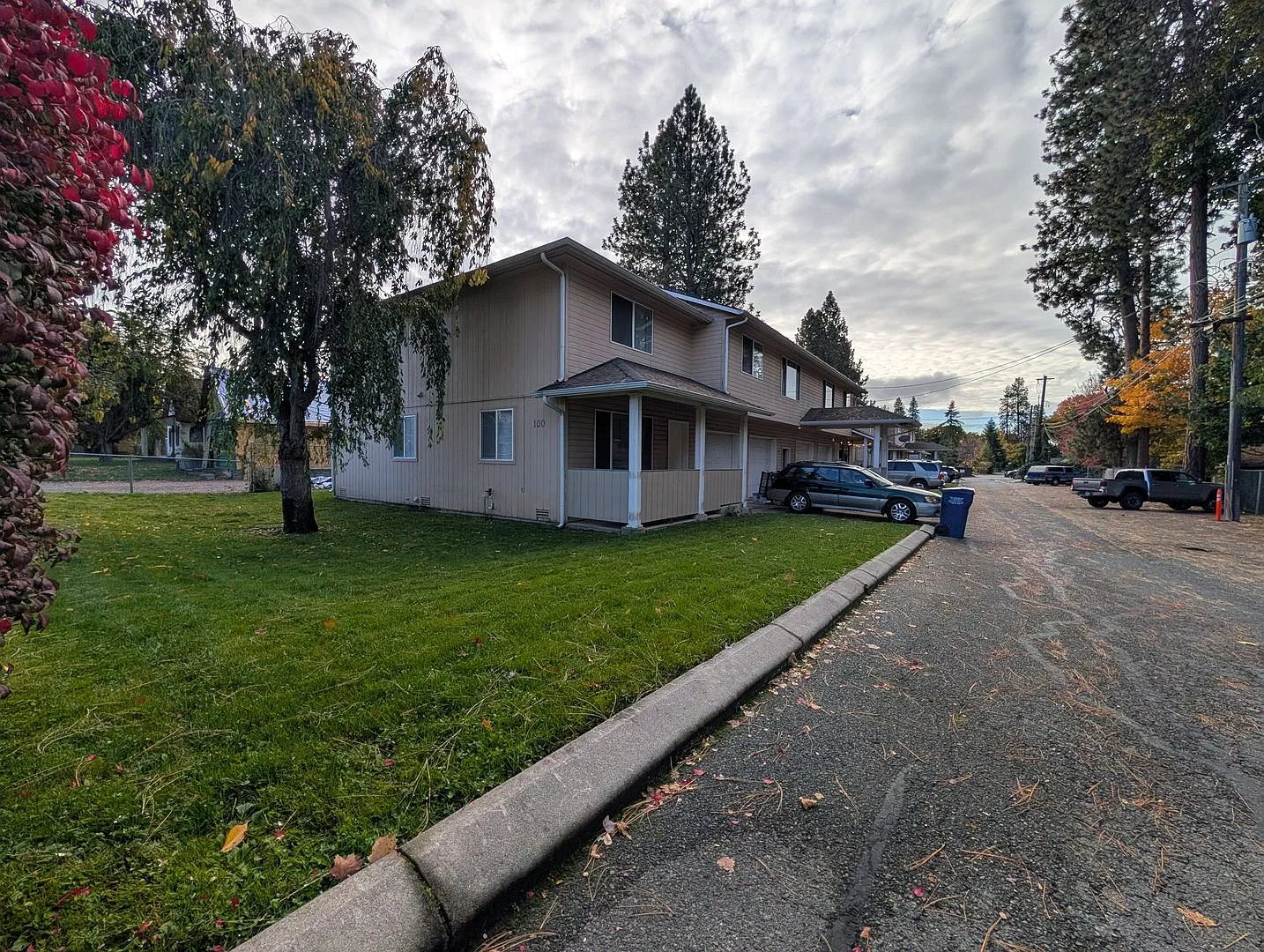 100 E Miller Ave — Photo 3