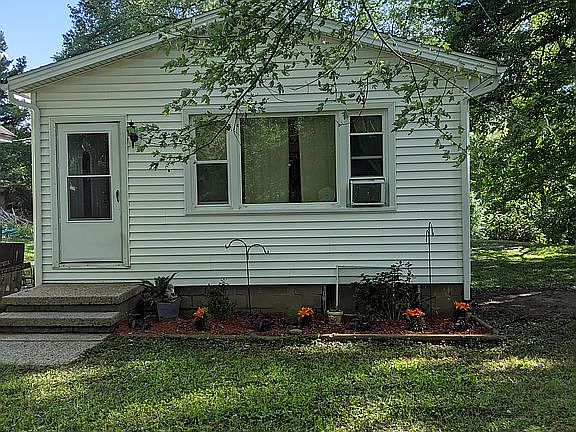 2nd image of 348 Donna Dr