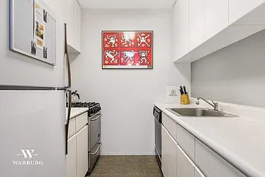 Rented by Warburg